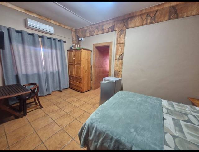 7 BEDROOM GUEST HOUSE FOR SALE IN DIBENG
